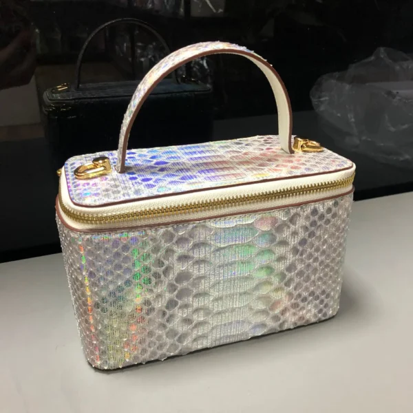 2024 New Designer Snake Leather Women's Handbag Luxury Makeup Bag Genuine Leather Small Square Bag Chain Shoulder Bag 45