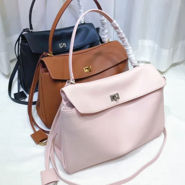 34cm Handbag Crossbody Bag Large Capacity 2024 Spring and Summer New Fashionable Simple Solid Color Flip Bag Single Shoulder Bag