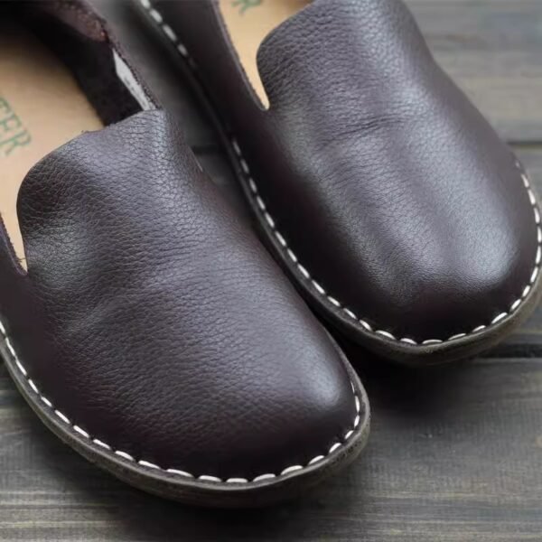 Women's Genuine Leather Retro Artistic Flat Heel Leather Shoes - Image 3