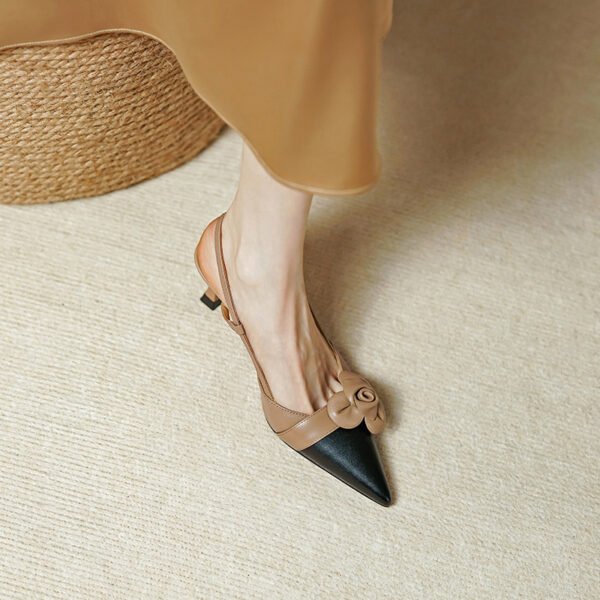 Women's Flower Pointed Toe Mid Heel Sandals - Image 8