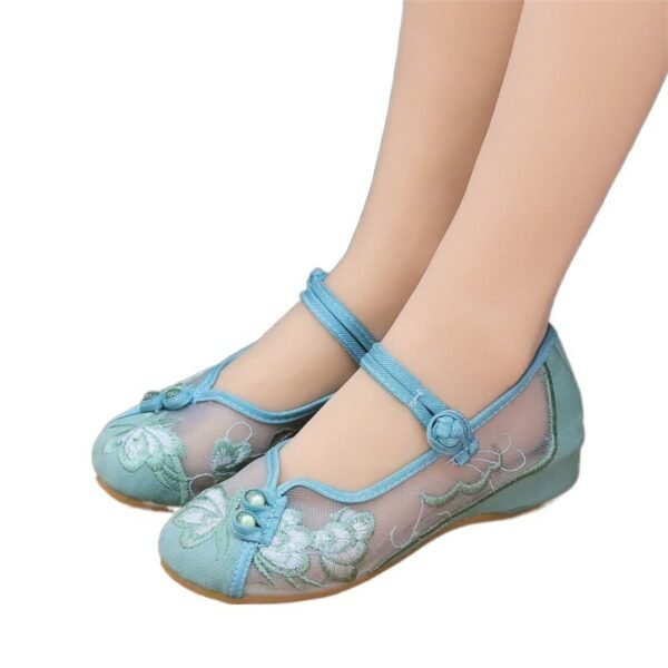 Women's Retro Soft Soled Mesh Breathable Sandals - Image 5