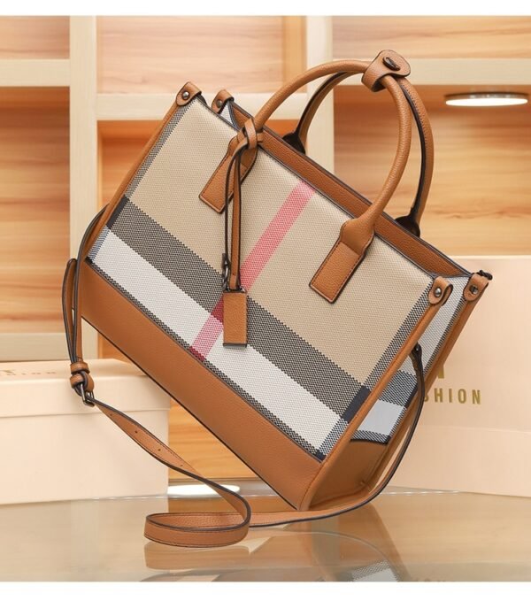 Women's High-grade Handbag Large Shoulder Bag Crossbody Bag - Image 9